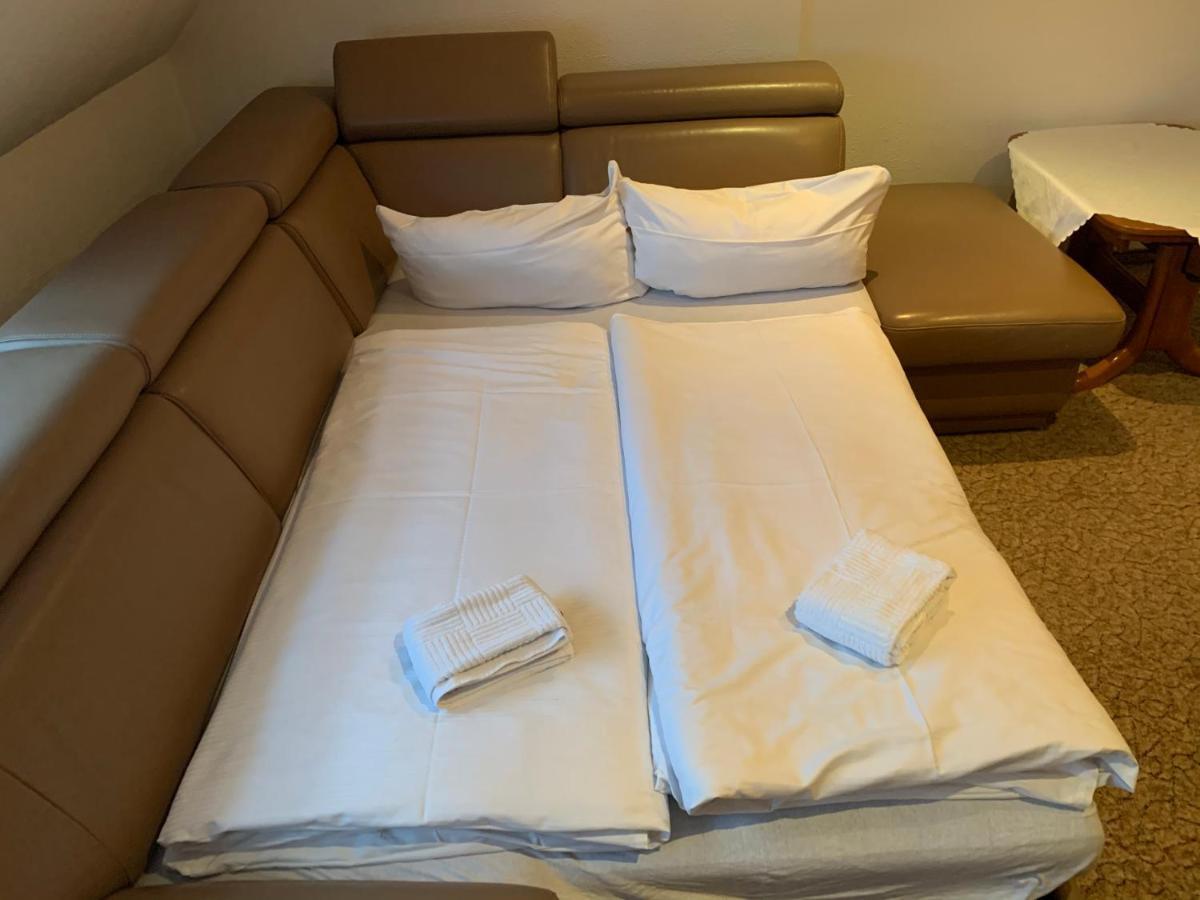 Hotel & Restaurant Schenk Von Landsberg 托伊皮茨 外观 照片